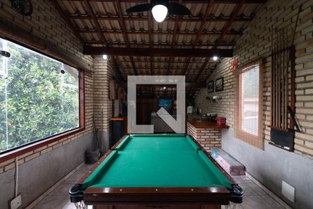 Casa à venda com 139m², 3 quartos e 4 vagas Casa à venda com 139m², 3 quartos e 4 vagasSalão de festas