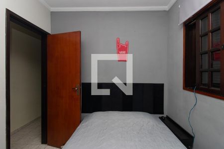 Casa à venda com 139m², 3 quartos e 4 vagas Casa à venda com 139m², 3 quartos e 4 vagasQuarto 2