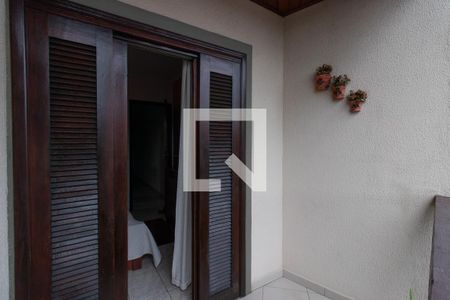 Casa à venda com 139m², 3 quartos e 4 vagas Casa à venda com 139m², 3 quartos e 4 vagasSacada da Suíte