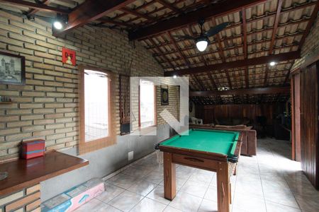 Casa à venda com 139m², 3 quartos e 4 vagas Casa à venda com 139m², 3 quartos e 4 vagasSalão de festas