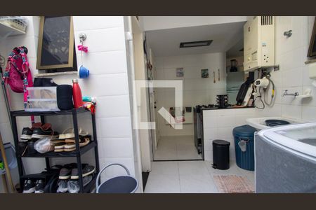 Apartamento à venda com 200m², 3 quartos e 2 vagasCozinha e Área de Serviço