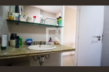 Apartamento à venda com 200m², 3 quartos e 2 vagasBanheiro da Suíte 1