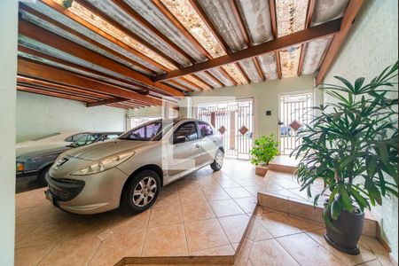 Casa à venda com 280m², 3 quartos e 3 vagas Casa à venda com 280m², 3 quartos e 3 vagasGaragem