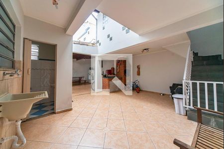 Casa à venda com 280m², 3 quartos e 3 vagas Casa à venda com 280m², 3 quartos e 3 vagasQuintal e Área Gourmet