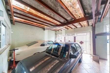 Casa à venda com 280m², 3 quartos e 3 vagas Casa à venda com 280m², 3 quartos e 3 vagasGaragem