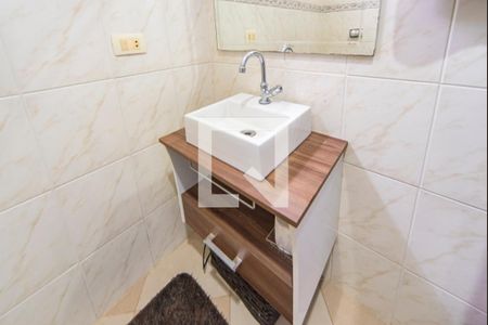 Casa à venda com 280m², 3 quartos e 3 vagas Casa à venda com 280m², 3 quartos e 3 vagasBanheiro Social