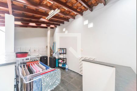 Casa à venda com 280m², 3 quartos e 3 vagas Casa à venda com 280m², 3 quartos e 3 vagasÁrea de Serviço