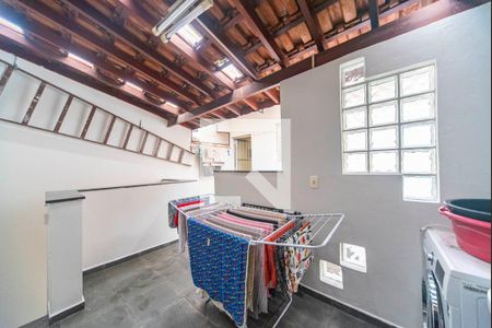 Casa à venda com 280m², 3 quartos e 3 vagas Casa à venda com 280m², 3 quartos e 3 vagasÁrea de Serviço