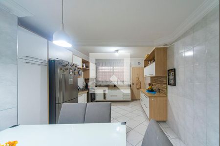 Casa à venda com 280m², 3 quartos e 3 vagas Casa à venda com 280m², 3 quartos e 3 vagasCozinha