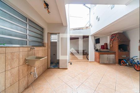 Casa à venda com 280m², 3 quartos e 3 vagas Casa à venda com 280m², 3 quartos e 3 vagasQuintal e Área Gourmet
