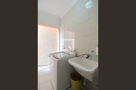 Casa à venda com 230m², 3 quartos e 8 vagas Casa à venda com 230m², 3 quartos e 8 vagasÁrea de serviço