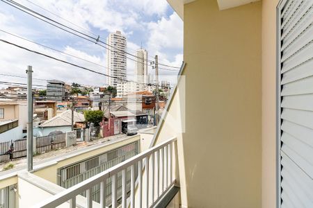 Casa à venda com 100m², 3 quartos e 2 vagas Casa à venda com 100m², 3 quartos e 2 vagasVaranda do Quarto 3