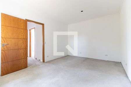 Casa à venda com 100m², 3 quartos e 2 vagas Casa à venda com 100m², 3 quartos e 2 vagasSuíte