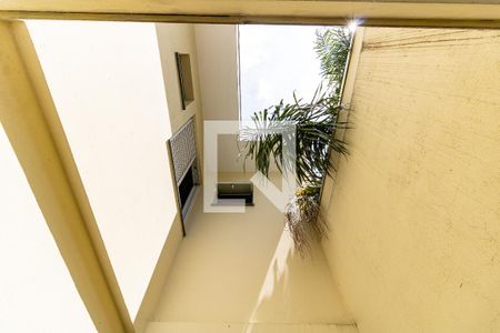 Casa à venda com 100m², 3 quartos e 2 vagas Casa à venda com 100m², 3 quartos e 2 vagasLavanderia