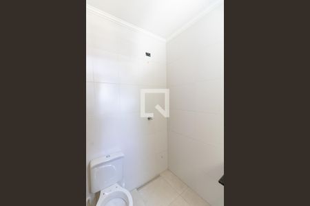 Casa à venda com 100m², 3 quartos e 2 vagas Casa à venda com 100m², 3 quartos e 2 vagasBanheiro da Suíte