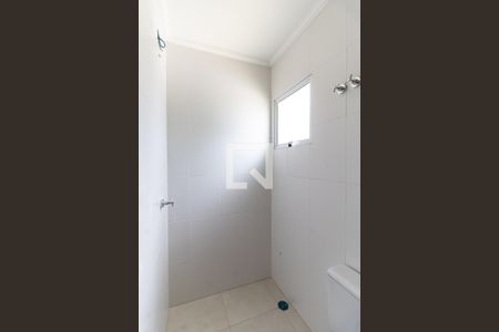 Casa à venda com 100m², 3 quartos e 2 vagas Casa à venda com 100m², 3 quartos e 2 vagasBanheiro Social