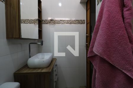 Casa à venda com 200m², 4 quartos e 4 vagasBanheiro da Suíte