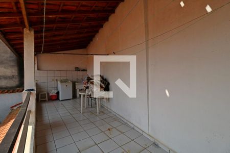 Casa à venda com 200m², 4 quartos e 4 vagasÁrea de Serviço