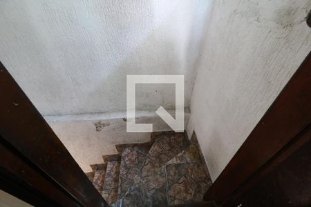 Casa à venda com 200m², 4 quartos e 4 vagasGaragem - Escada