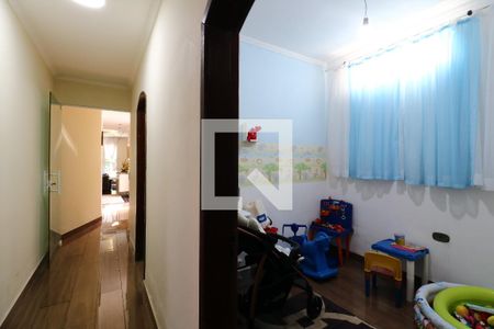 Casa à venda com 200m², 4 quartos e 4 vagasCorredor Interno