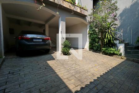 Casa à venda com 200m², 4 quartos e 4 vagasGaragem