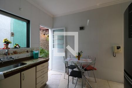 Casa à venda com 200m², 4 quartos e 4 vagasCozinha