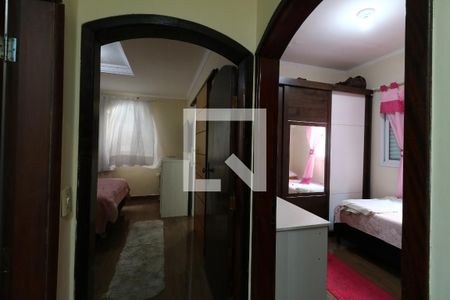 Casa à venda com 200m², 4 quartos e 4 vagasCorredor Interno