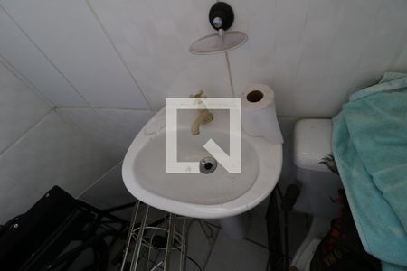 Casa à venda com 200m², 4 quartos e 4 vagasEdícula - Banheiro