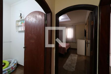 Casa à venda com 200m², 4 quartos e 4 vagasCorredor Interno