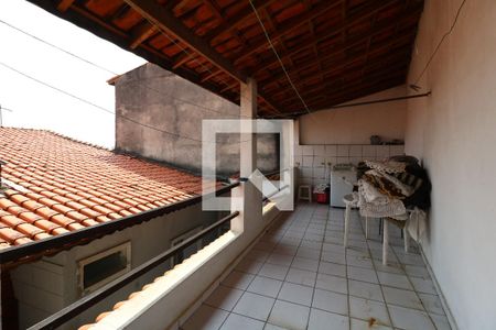 Casa à venda com 200m², 4 quartos e 4 vagasÁrea de Serviço