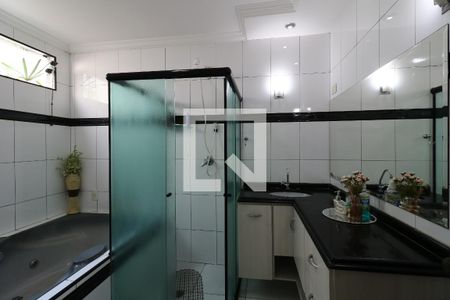 Casa à venda com 200m², 4 quartos e 4 vagasBanheiro Social