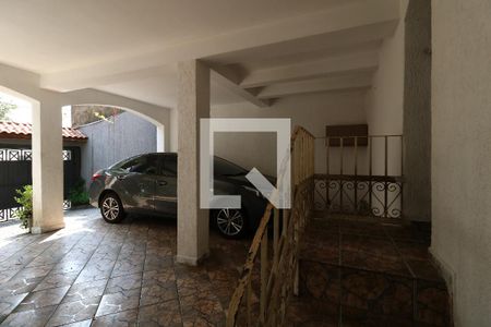 Casa à venda com 200m², 4 quartos e 4 vagasGaragem - Escada