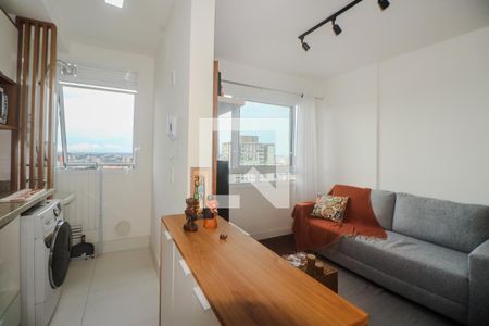 Apartamento à venda com 47m², 2 quartos e 1 vaga Apartamento à venda com 47m², 2 quartos e 1 vagaCozinha e Área de Serviço