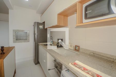 Apartamento à venda com 47m², 2 quartos e 1 vaga Apartamento à venda com 47m², 2 quartos e 1 vagaCozinha e Área de Serviço