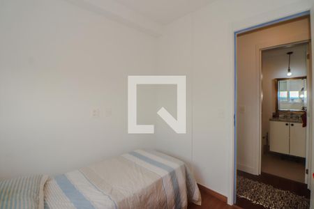 Quarto 1 de apartamento à venda com 2 quartos, 47m² em Passo D’areia, Porto Alegre