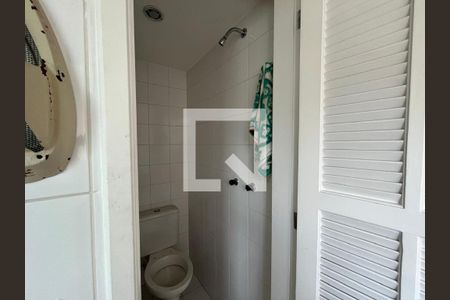 Apartamento à venda com 97m², 3 quartos e 2 vagas Apartamento à venda com 97m², 3 quartos e 2 vagasÁrea de Serviço