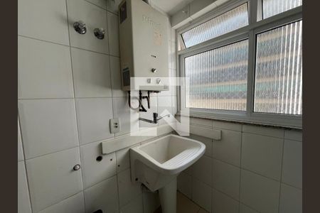 Apartamento à venda com 97m², 3 quartos e 2 vagas Apartamento à venda com 97m², 3 quartos e 2 vagasÁrea de Serviço