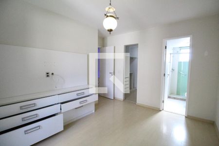Apartamento à venda com 97m², 3 quartos e 2 vagas Apartamento à venda com 97m², 3 quartos e 2 vagasQuarto 2