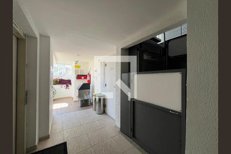 Apartamento à venda com 97m², 3 quartos e 2 vagas Apartamento à venda com 97m², 3 quartos e 2 vagasÁrea comum