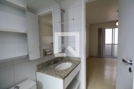 Apartamento à venda com 97m², 3 quartos e 2 vagas Apartamento à venda com 97m², 3 quartos e 2 vagasBanheiro do Quarto 2