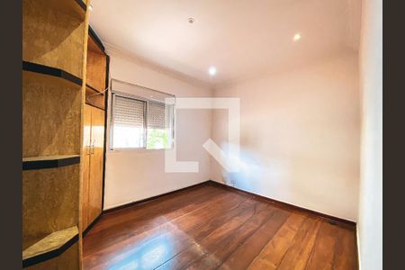 Quarto 1 de casa de condomínio para alugar com 3 quartos, 163m² em Jardim Lucia, São Paulo