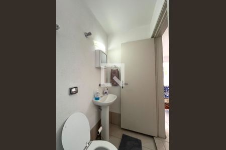 Apartamento à venda com 140m², 3 quartos e 1 vaga Apartamento à venda com 140m², 3 quartos e 1 vagaBanheiro 2