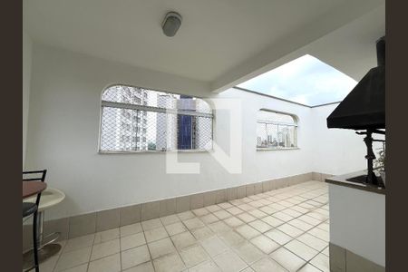 Apartamento à venda com 140m², 3 quartos e 1 vaga Apartamento à venda com 140m², 3 quartos e 1 vagaVaranda gourmet
