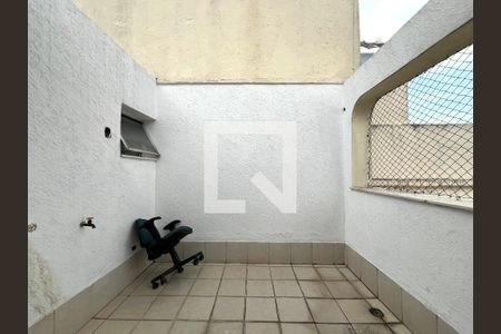 Apartamento à venda com 140m², 3 quartos e 1 vaga Apartamento à venda com 140m², 3 quartos e 1 vagaVaranda 2