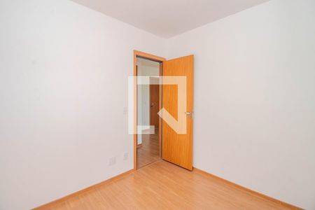 Quarto 1 de apartamento para alugar com 2 quartos, 44m² em Protásio Alves, Porto Alegre