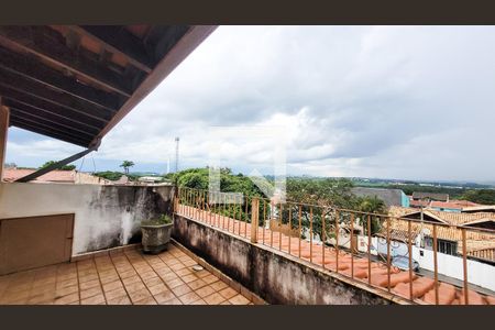 Casa à venda com 190m², 5 quartos e 3 vagas Casa à venda com 190m², 5 quartos e 3 vagasÁrea do Quarto Terraço