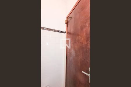 Casa à venda com 190m², 5 quartos e 3 vagas Casa à venda com 190m², 5 quartos e 3 vagasBanheiro 1