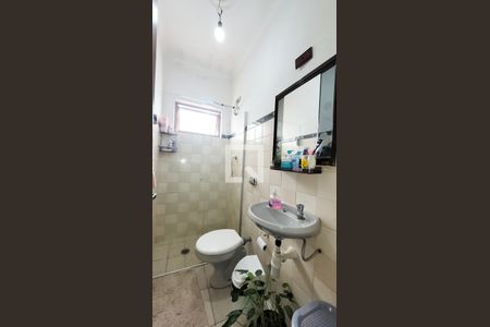 Casa à venda com 190m², 5 quartos e 3 vagas Casa à venda com 190m², 5 quartos e 3 vagasBanheiro 2