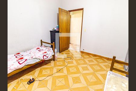 Casa à venda com 200m², 5 quartos e 3 vagasQuarto 2