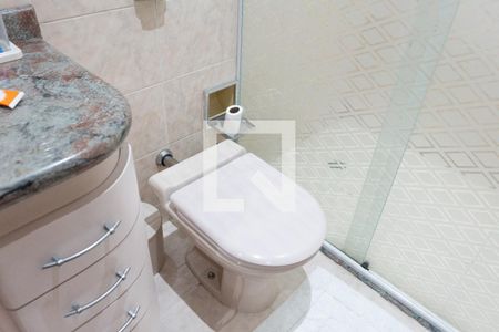 Casa à venda com 212m², 3 quartos e 4 vagas Casa à venda com 212m², 3 quartos e 4 vagasBanheiro